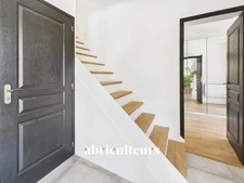 Villa rénovée de 150 m² – 4 chambres – Terrain paysager 1413 m² avec piscine – Callian