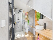 Villa rénovée de 150 m²<span></span>4 chambres<span></span>Terrain paysager 1413 m² avec piscine<span></span>Callian