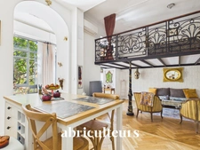 Loft de caractère de 66 m² – Plein sud sur jardin – Palais niçois