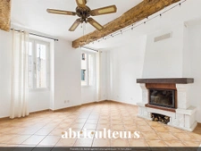 À louer<span></span>Appartement 3 pièces de 65 m²<span></span>Cœur du village de Callian