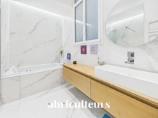 Superbe appartement rénové de 174,66 m² – Vue exceptionnelle, balcon et prestations de standing – Boulevard de Cimiez, Nice