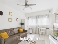 Charmant 2 pièces rénové de 27 m² - 6ème étage avec ascenseur - Cannes