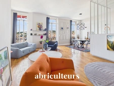 Superbe appartement rénové de 174,66 m² – Vue exceptionnelle, balcon et prestations de standing – Boulevard de Cimiez, Nice