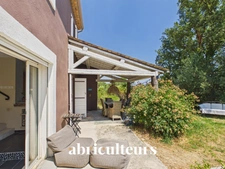 Spacieuse villa avec piscine et terrain d’environ 1 500 m² , dépendance et vue dégagée en vente à Callian (83440)
