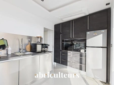 Penthouse d’exception – 3 pièces de 78 m² – Dernier étage avec terrasses – Cannes Banane, face au Vieux Port