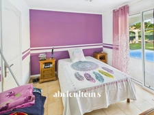 Maison à Fayence – 123 m² de plain-pied, terrain plat 725 m² avec piscine et parking privatif