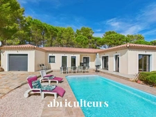 Belle villa contemporaine/vue panoramique en vente à Bagnols-en-Forêt (83600)