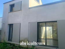 Charmante villa T3 en duplex de 73 m² – Jardin et garage