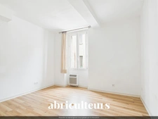 Appartement 3 pièces de 65 m²  à louer Cœur du village de Callian (83440)