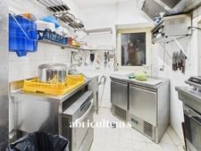 Fonds de commerce de 50 m² – Cuisine équipée & terrasse – Secteur Port de Nice