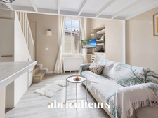 Charmant studio duplex rénové de 29,9 m² – Emplacement exceptionnel – Place Masséna, Nice