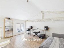 Charmant appartement duplex de 108 m²<span></span>Cave voûtée<span></span>Callian (83440)