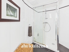 Charmant appartement 3 pièces de 39 m² – Entièrement rénové – Vue mer dégagée – Nice Mont Boron