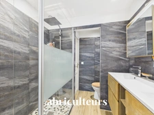 À louer<span></span>Appartement 3 pièces de 65 m²<span></span>Cœur du village de Callian