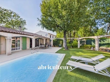 Maison à Fayence – 123 m² de plain-pied, terrain plat 725 m² avec piscine et parking privatif