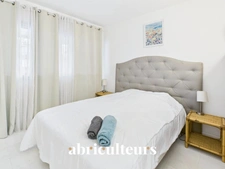 Spacieux appartement de 144 m² avec terrasse de plain-pied 50 m²<span></span>Cannes Centre (La Banane)