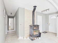 Maison familiale coup de cœur de 150 m² avec piscine sur 1 200 m² de terrain plat arboré - Callian