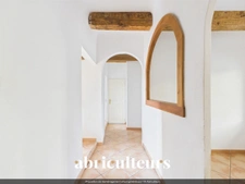 À louer<span></span>Appartement 3 pièces de 65 m²<span></span>Cœur du village de Callian