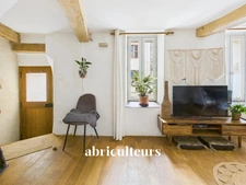 Maison de village rénovée de 65 m² – Charme provençal – Cœur du village de Callian (83440)