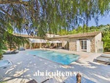 Exceptionnelle bastide provençale de 345 m² avec vue panoramique en vente à Peymeinade (06530)