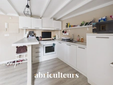 Charmant studio duplex rénové de 29,9 m² – Emplacement exceptionnel – Place Masséna, Nice