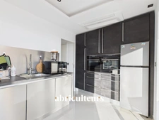 Penthouse d’exception – 3 pièces de 78 m² – Dernier étage avec terrasses – Cannes Banane, face au Vieux Port