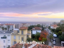 Beau studio vue mer à Nice de 25m² + garage fermé