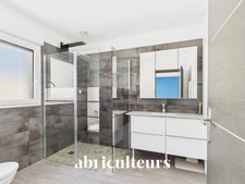 Belle villa contemporaine/vue panoramique en vente à Bagnols-en-Forêt (83600)
