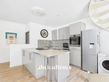 Charmant appartement duplex de 108 m²<span></span>Cave voûtée<span></span>Callian (83440)