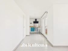 Appartement T2 avec terrasse et stationnement - Salon de Provence (13300)