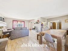 LAMBESC (13410) - MAISON PLAIN-PIED DE 130 m² AVEC PISCINE