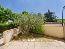 Grans, maison mitoyenne T5 de 94 m² sur un terrain de 252 m²