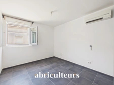 Appartement T2 avec terrasse et stationnement - Salon de Provence (13300)