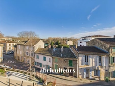 GRANS (13450) - appartement T3/4 rénové de 95,60 m²