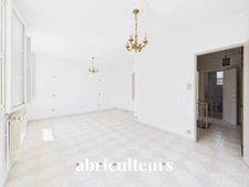 Grans, maison mitoyenne T5 de 94 m² sur un terrain de 252 m²