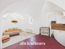 Appartement T2 en rez-de-chaussée au cœur de Lambesc