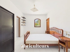 Propriété de 308 m² sur 1 hectare — 8 pièces — Lambesc (13410)