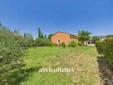 CHEVAL-BLANC (84460) : MAISON T6 PLAIN-PIED DE 160 m²