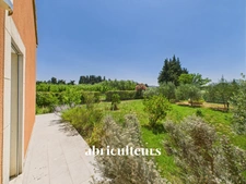 CHEVAL-BLANC (84460) : MAISON T6 PLAIN-PIED DE 160 m²