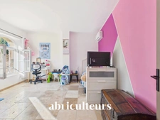 GRANS (13450)<span></span>appartement T3/4 rénové de 95,60 m²