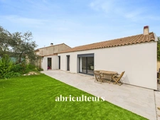 Maison mitoyenne plain-pied à Lambesc, calme et proche des commodités