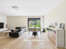 Maison mitoyenne plain-pied à Lambesc, calme et proche des commodités