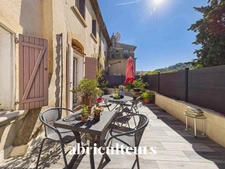 La-Roque-d'Anthéron<span></span>Maison de village de 152 m² avec terrasse