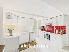 Mas provençal de 310 m² avec piscine et parc arboré de 7 880 m² — PNR des Alpilles