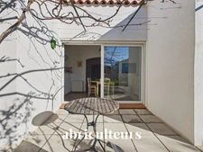 LAMBESC - Propriété de 170 m² avec dépendance et piscine – Terrain 1 000 m²