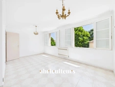 Grans, maison mitoyenne T5 de 94 m² sur un terrain de 252 m²