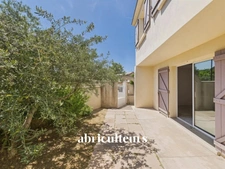 Grans, maison mitoyenne T5 de 94 m² sur un terrain de 252 m²