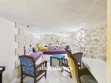 Lambesc (13410) - Maison de village