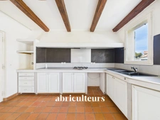 Maison T4 à Lambesc, proximité des commodités