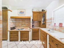 Grans, maison mitoyenne T5 de 94 m² sur un terrain de 252 m²